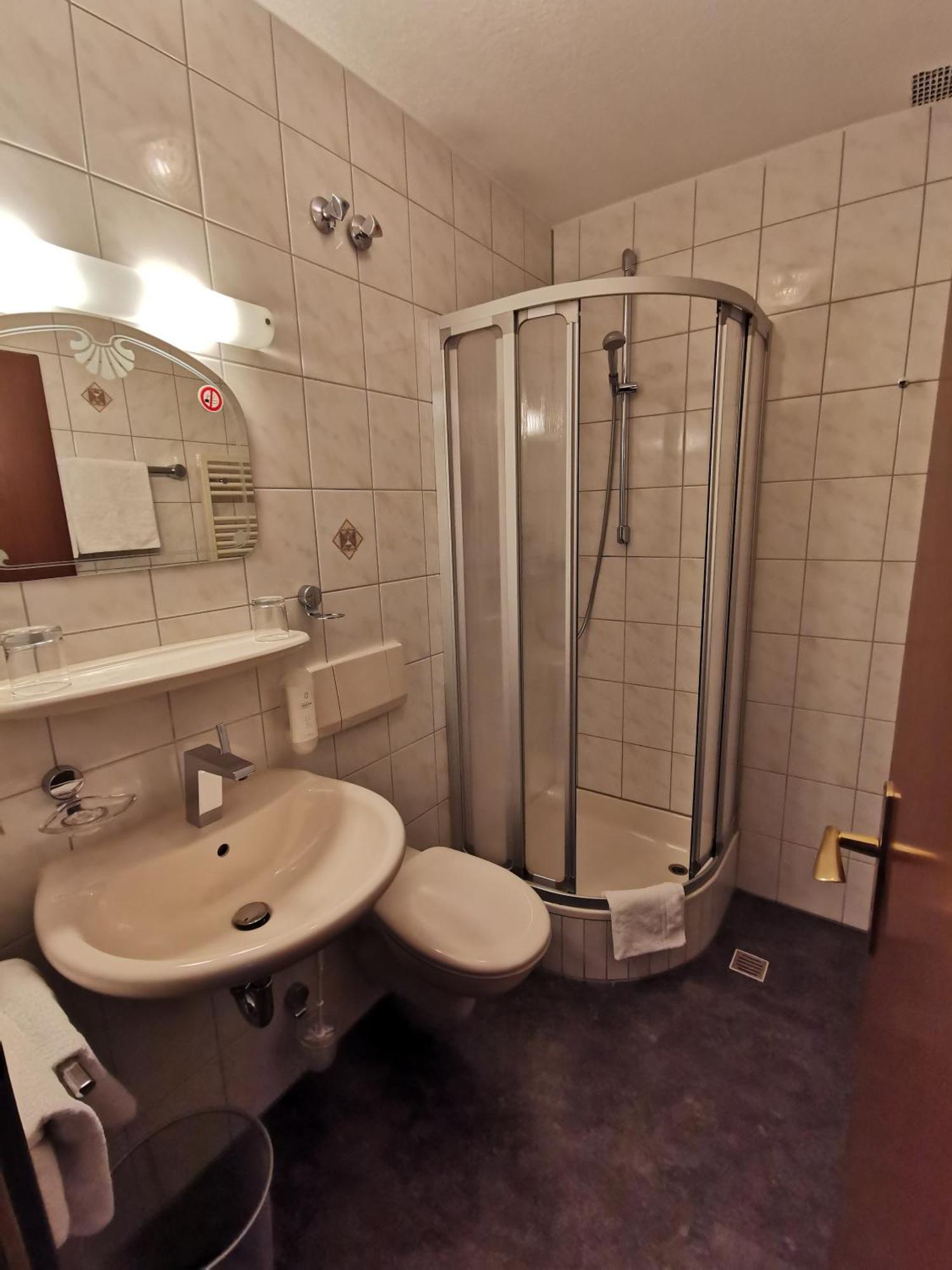 Landgasthof Scheubel Gremsdorf Esterno foto